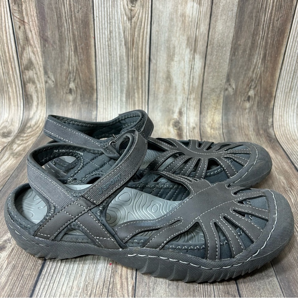 J Sport by Jambu Women’s Size 7M Poppy Grey Hook and Loop Adjustable Sandals